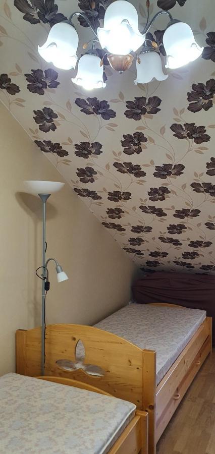 Venusz Apartman Cserkeszőlő 外观 照片