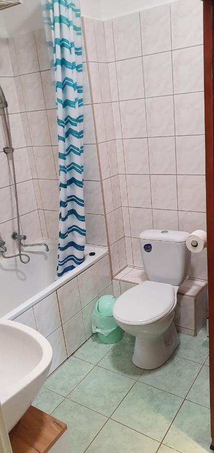 Venusz Apartman Cserkeszőlő 外观 照片